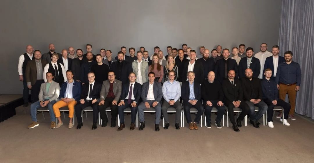 Afhending sveinsbréfa í raf- og rafeindavirkjun