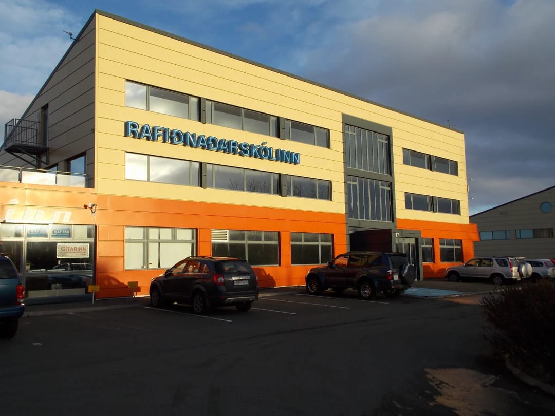 ATH. "VORNÁMSKEIÐ RAFIÐANAÐARSKÓLANS"