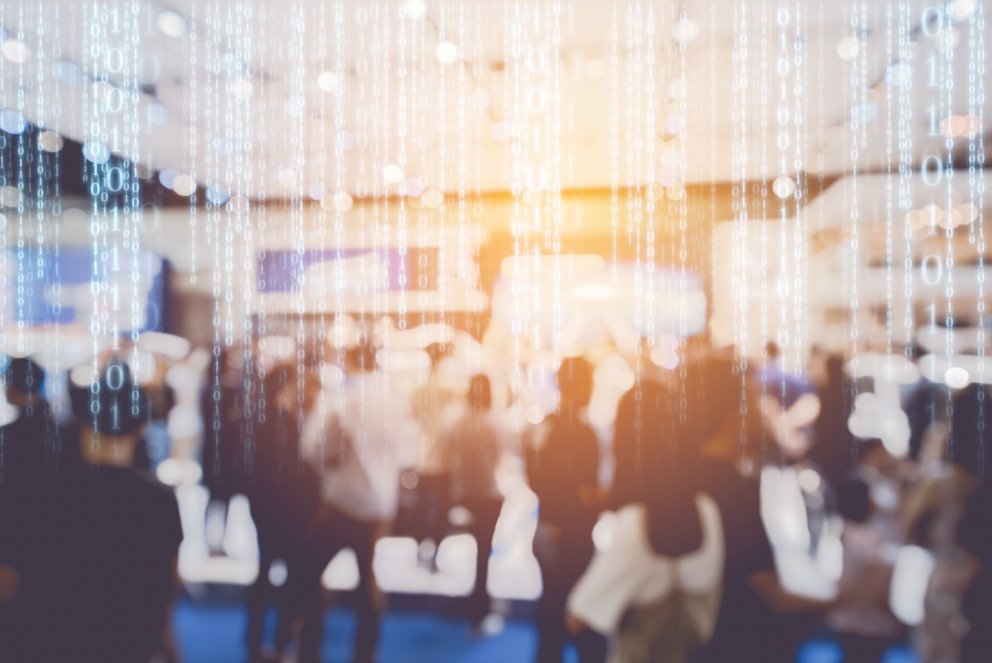 Fræðslu- og kynningarfundur í hádeginu 8. desember - IceCom