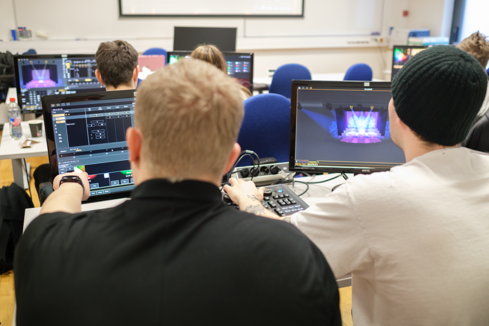 Ný og fjölbreytt námskeið í haust fyrir tæknifólk!