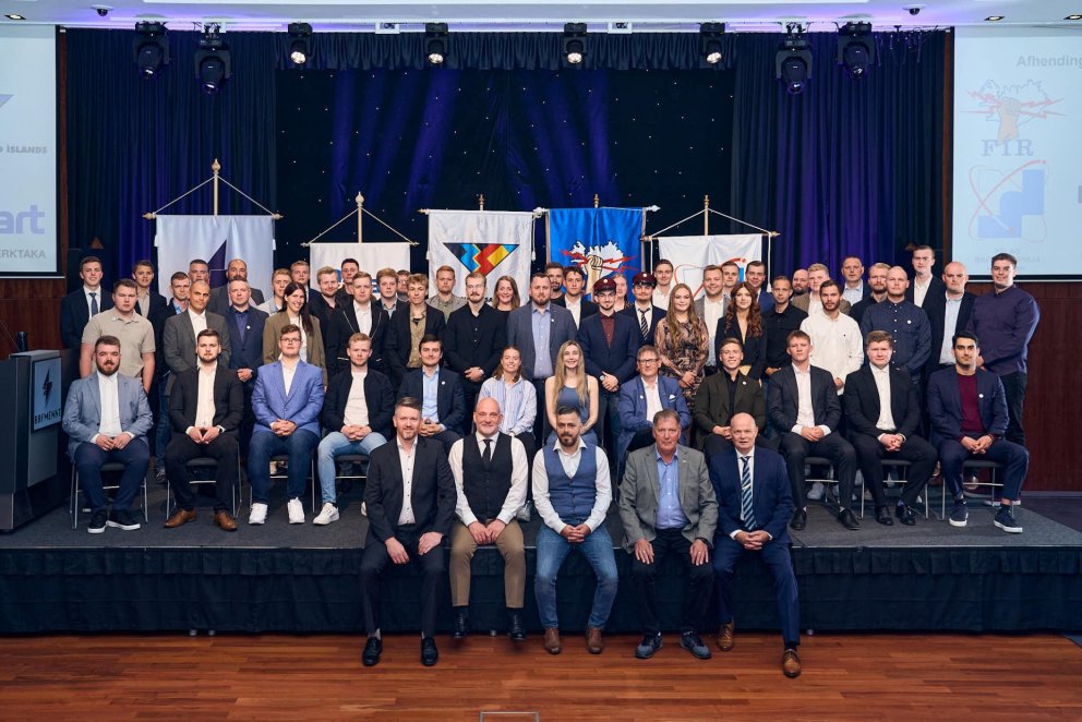 Afhending sveinsbréfa í raf-, rafveitu-, rafvéla-, og rafeindavirkjun