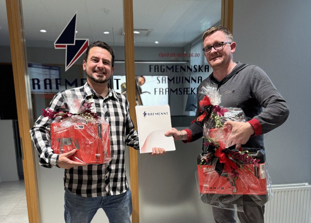 Xabier Þór sótti þrjár viðurkenningar fyrir árangur á sveinsprófi