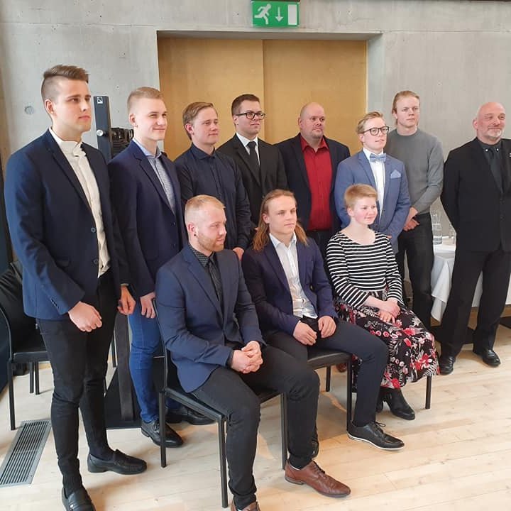 Afhending sveinsbréfa á Akureyri