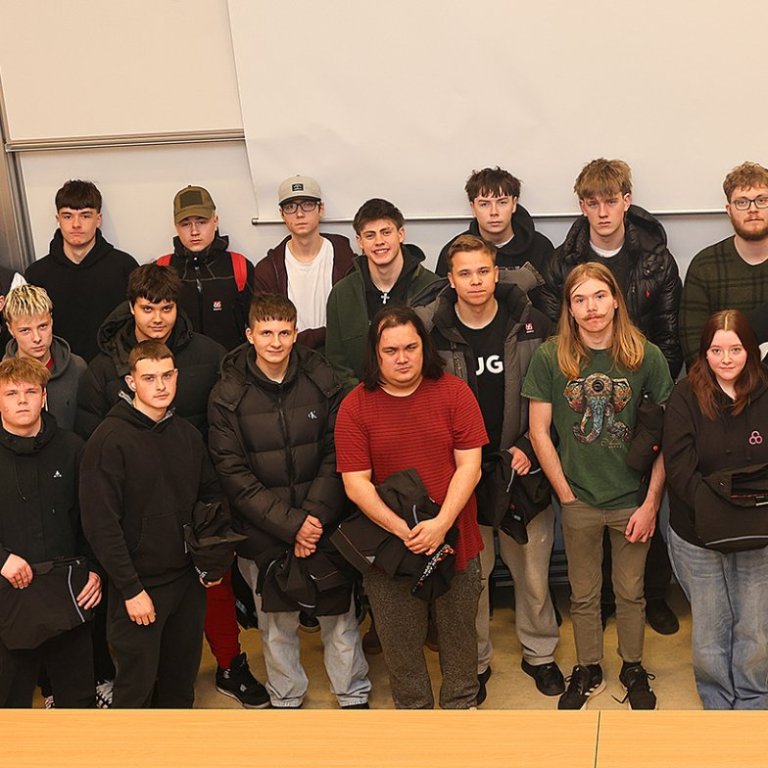 Rafiðnnemar FS fengu afhenta nýnemagjöf!